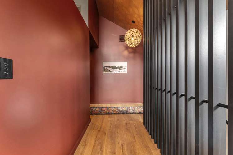 16 Sloane Avenue Tihiotonga_13