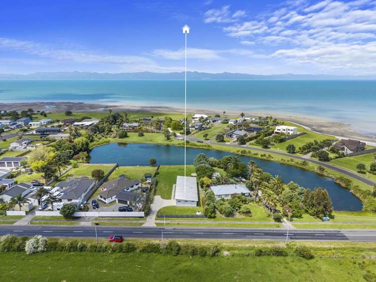 1158 East Coast Road Kaiaua_32