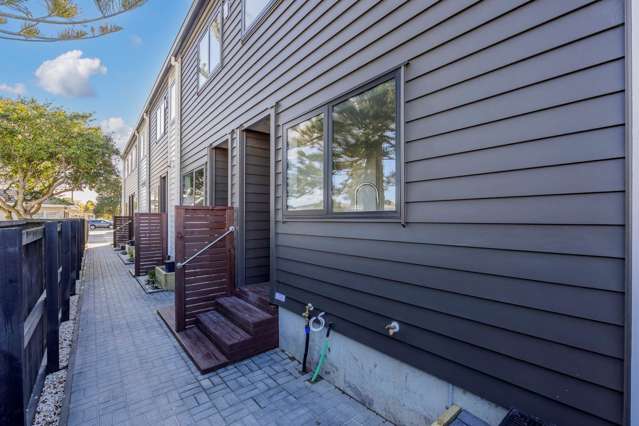 1-7/21 Peachgrove Road Te Atatu Peninsula_4