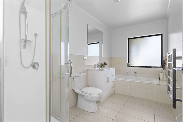 48 Ihimaera Terrace Leamington_18