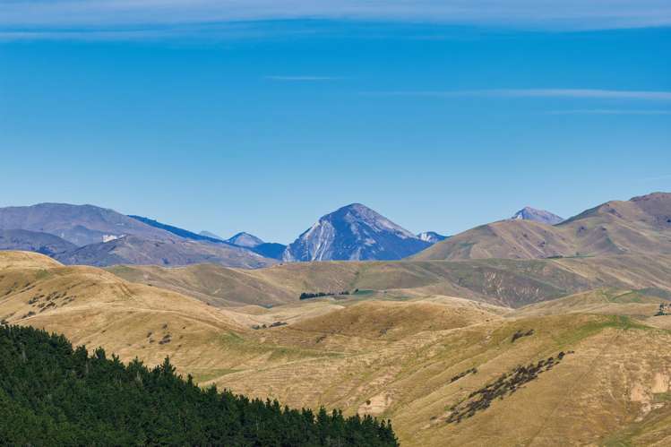 Corner Marfells Beach and Clifford Roads Lake Grassmere_16