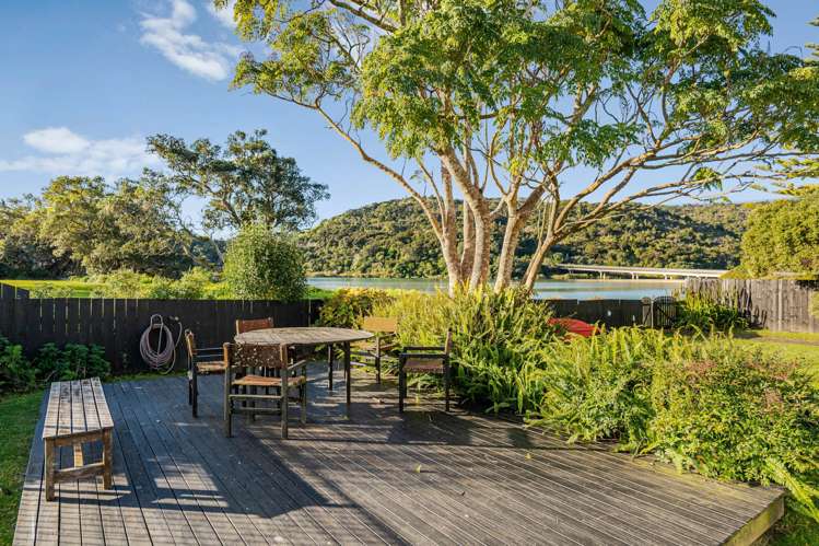 2G/25 Weranui Road Waiwera_11