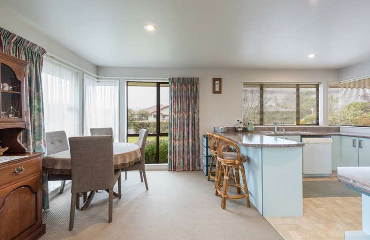 3 Standish Place Stoke_8