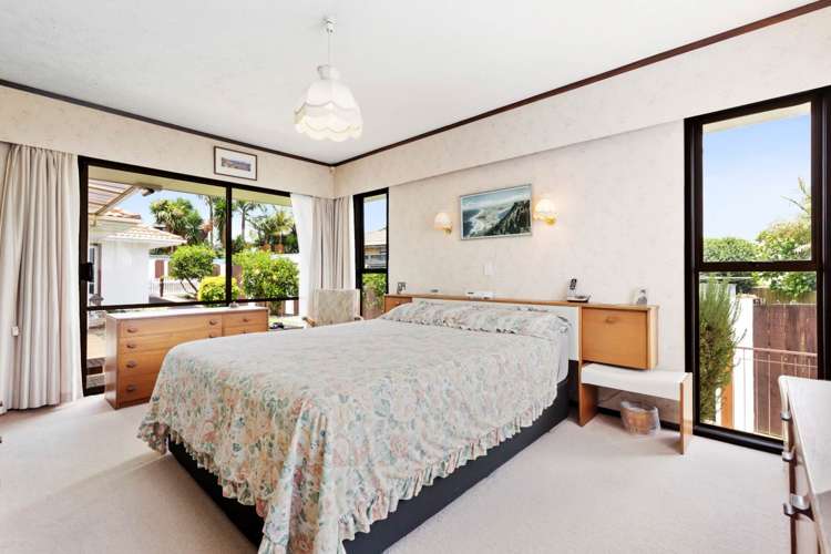 74 Saint Annes Crescent Wattle Downs_11