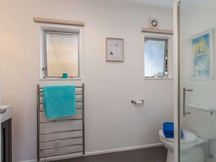 4 Kilgour Terrace Huia_15