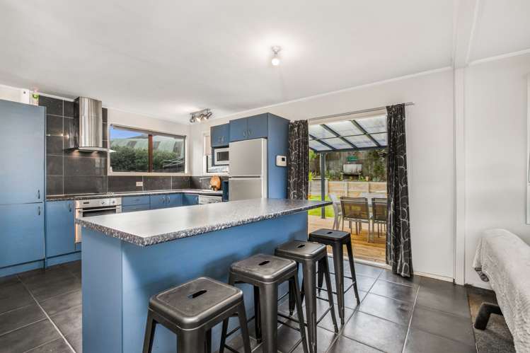 4 Caley Court Totara Heights_9