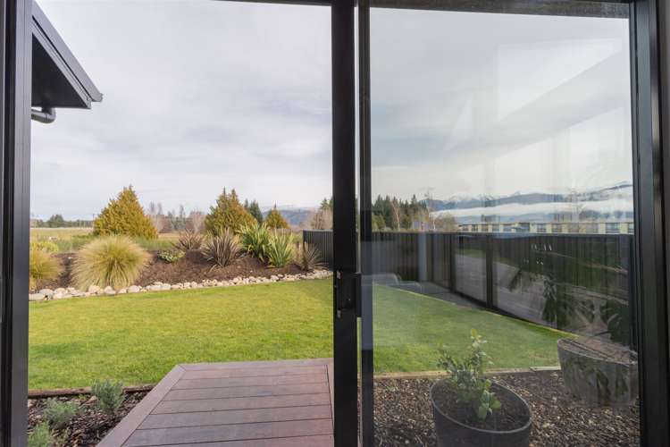 6 Ralph Moir Drive Te Anau_22