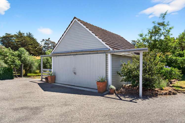 916 White Rock Road Martinborough_35