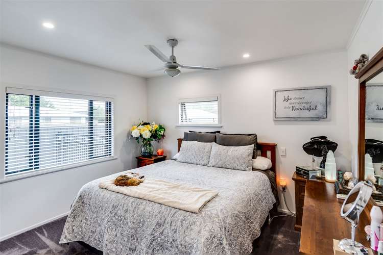 76 Clarence Cox Crescent Pirimai_11