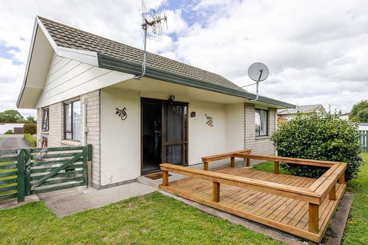 14A George Street Dannevirke_12