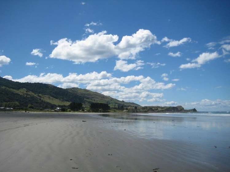 2 Blakes Approach Mahia_1