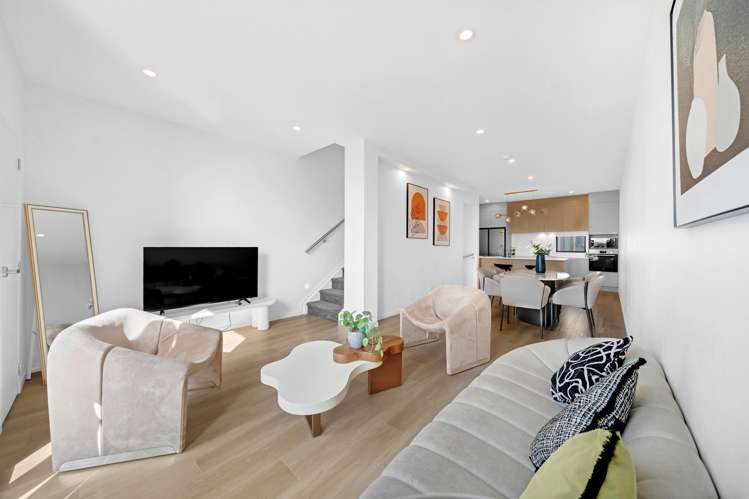 43 Flat Bush School Road Flat Bush_8