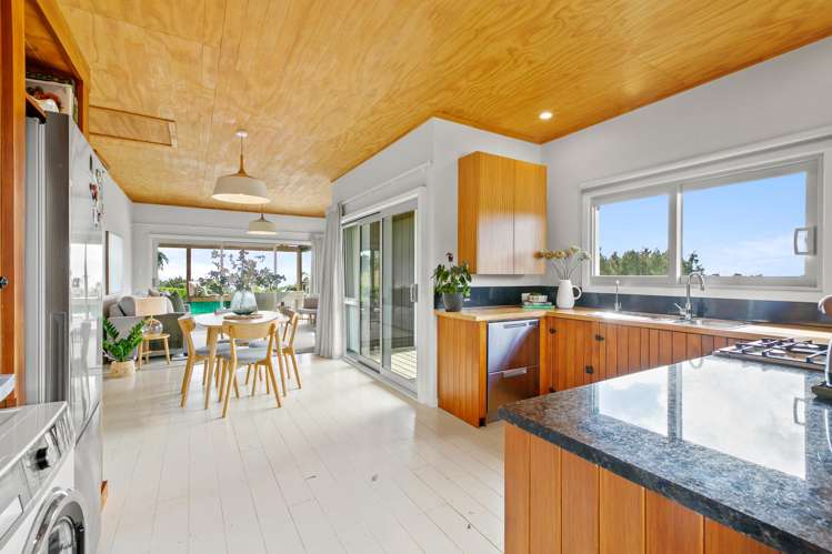 828 Dover Road Okato_29