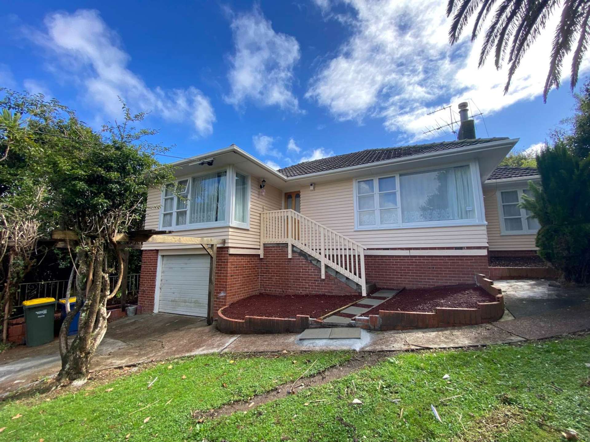 12 Merville Avenue Te Atatu South_0