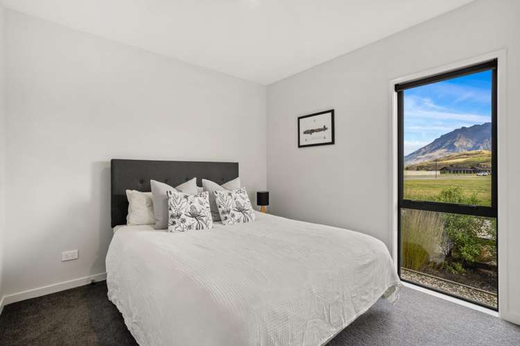 33 Mulholland Drive Jacks Point_12