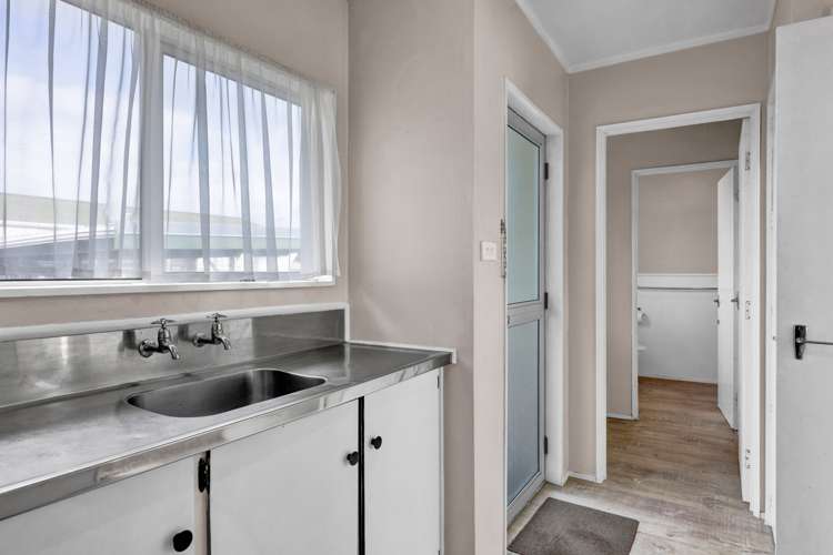 60 Hume Street Waitara_13