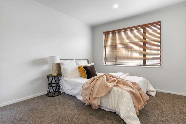 4 Bowmore Close Flat Bush_13