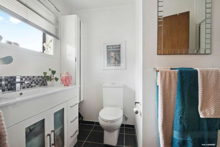 83 Stanaway Street Hillcrest_17