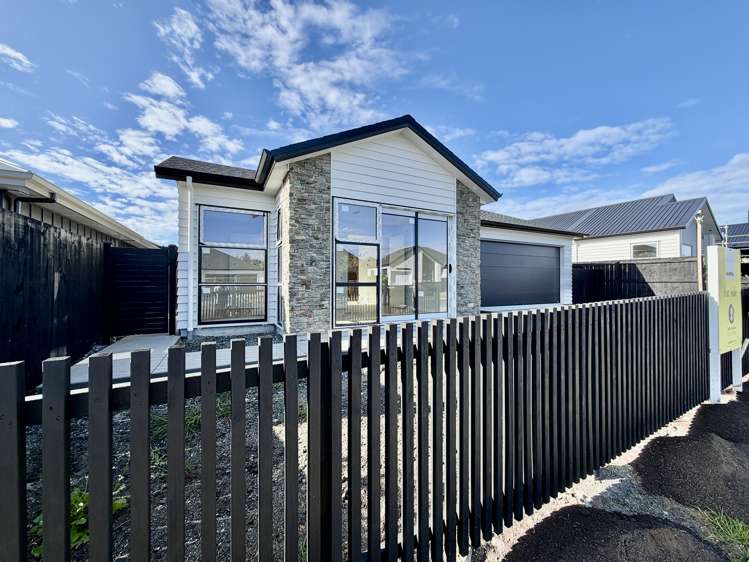 29 Tukutata Crescent Milldale_21