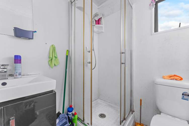 114 Clayton Avenue Otara_19