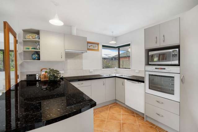 2/47 Laing Crescent Heathcote Valley_2