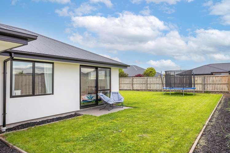 156 Faringdon Boulevard Rolleston_1