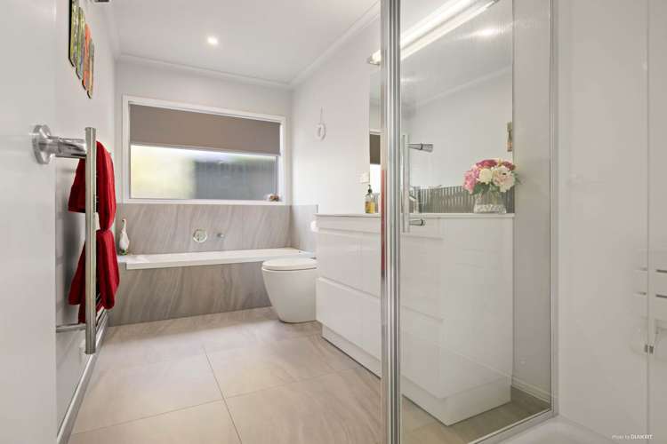 11c Lillian Place Orewa_19