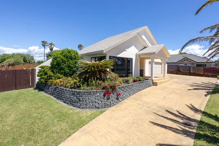 5 Alec Craig Way Gulf Harbour_1