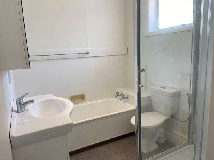 39 Pirie Crescent Moera_6