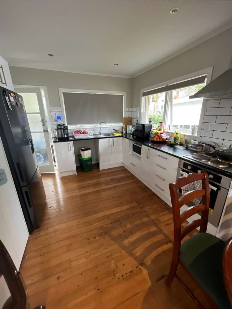 1/34 Lake Pupuke Drive Takapuna North Shore City Houses for Rent