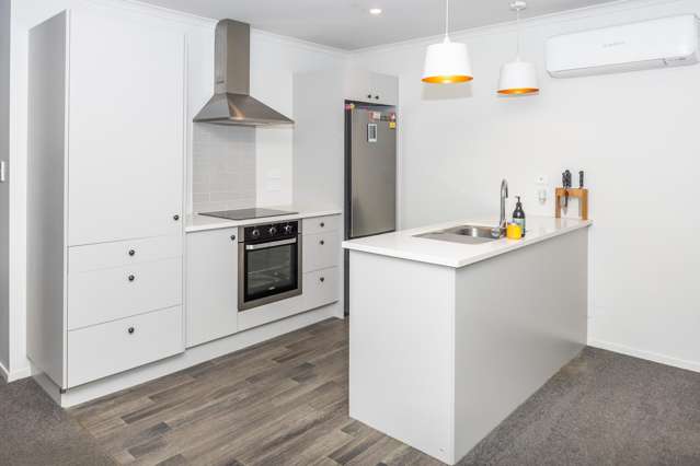 2/16 Rothwell Street Dinsdale_1