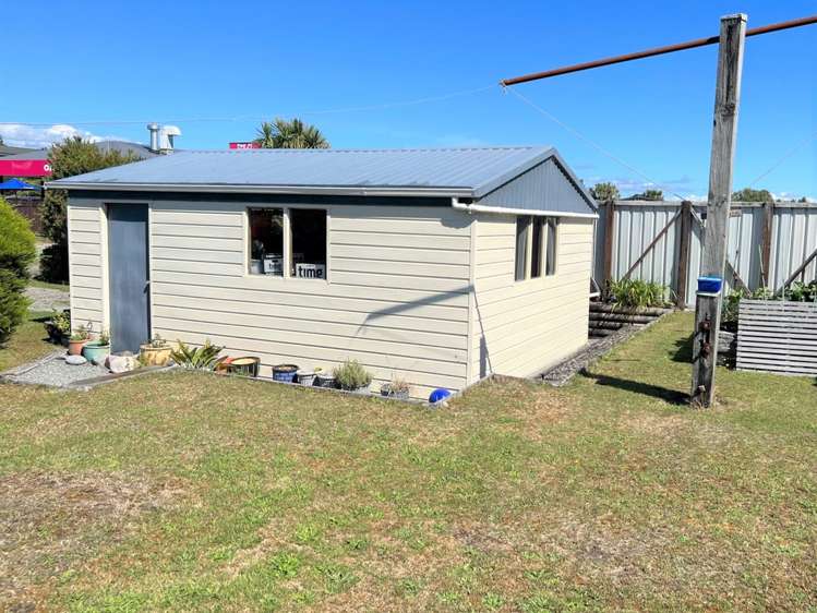 402 Main South Road Paroa_21