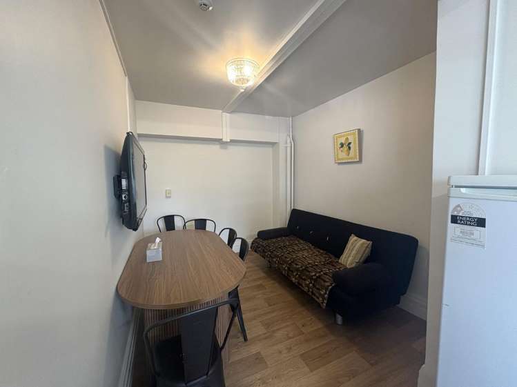 4/610 Victoria Street Callum Brae_9