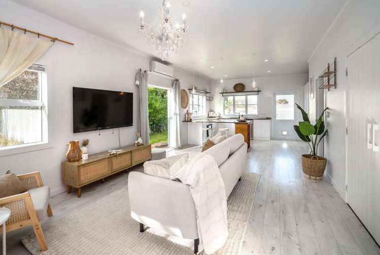 23 Lyon Street Featherston_11