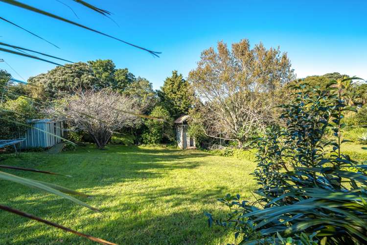 1 Ridge Road Oneroa_14