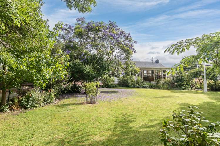 11 Konini Grove Raumati Beach_0