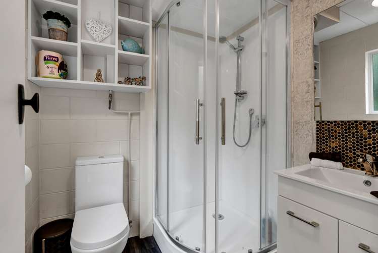 49 Ngakoti Street Urenui_12