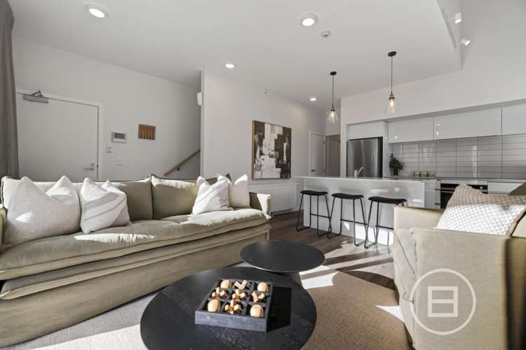 2/30 Bullendale Drive_4