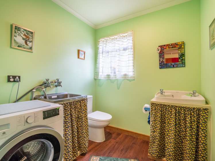 5 Chelivode Street Waitati_12