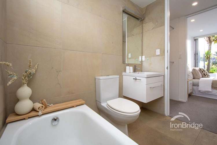 1/22 Esplanade Sumner_11