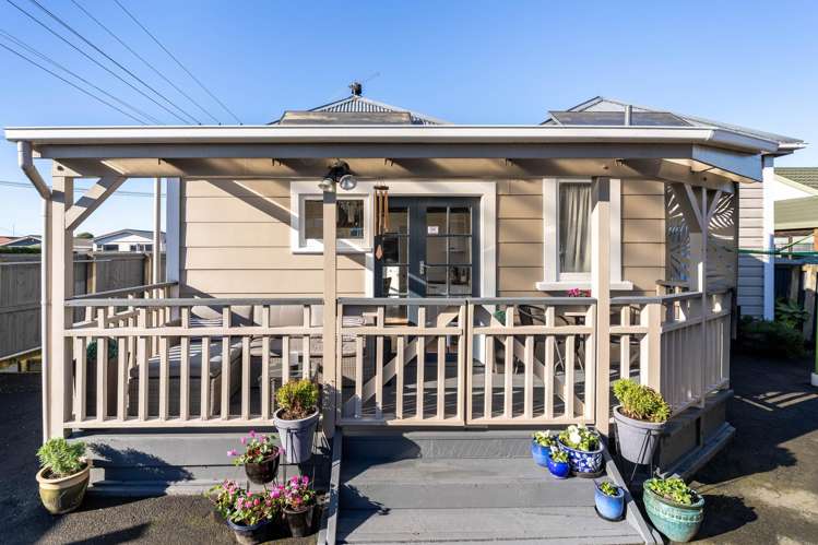 196 Oxford Street South Dunedin_32