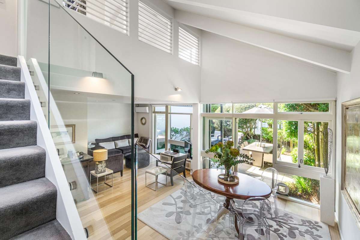 2/4 Logan Terrace_3
