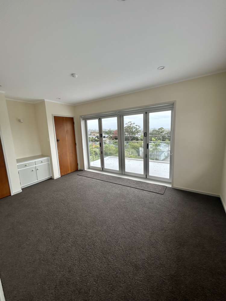 12A Mizpah Road Waiake_11