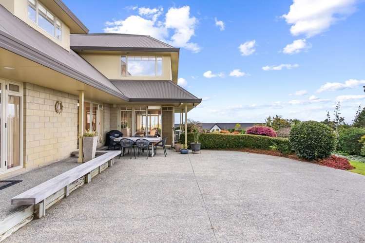 592 Redoubt Road Flat Bush_30