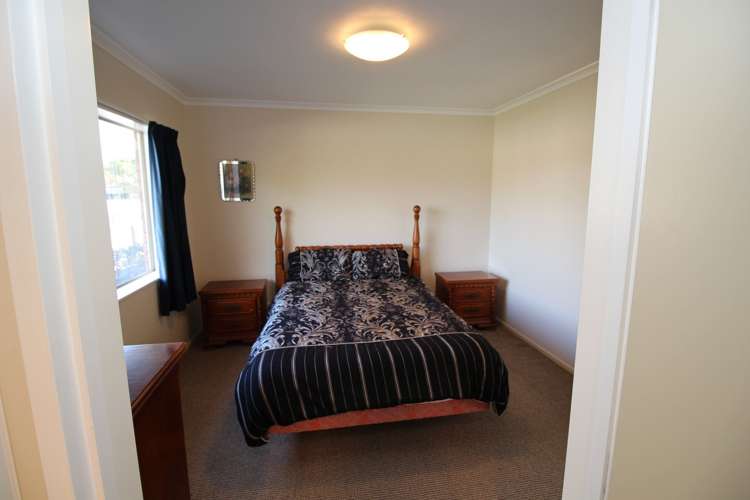 5 Russell Street Marton_8