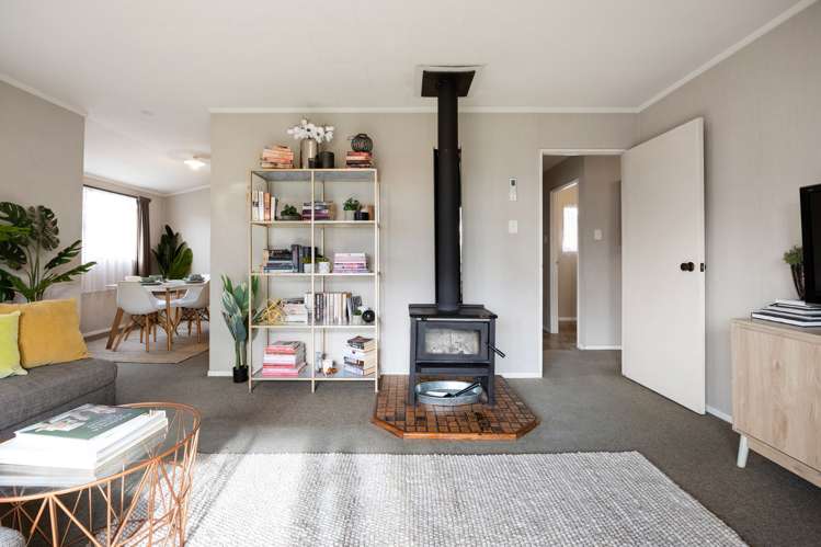 71a Kahikatea Drive Melville_5