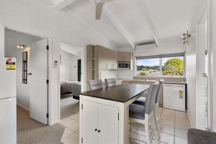 Unit 18/415 Port Road Whangamatā_8