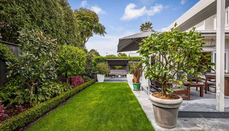 20 Kensington Drive_2