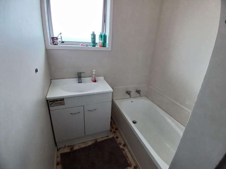 159 Dawson Road Clover Park_15