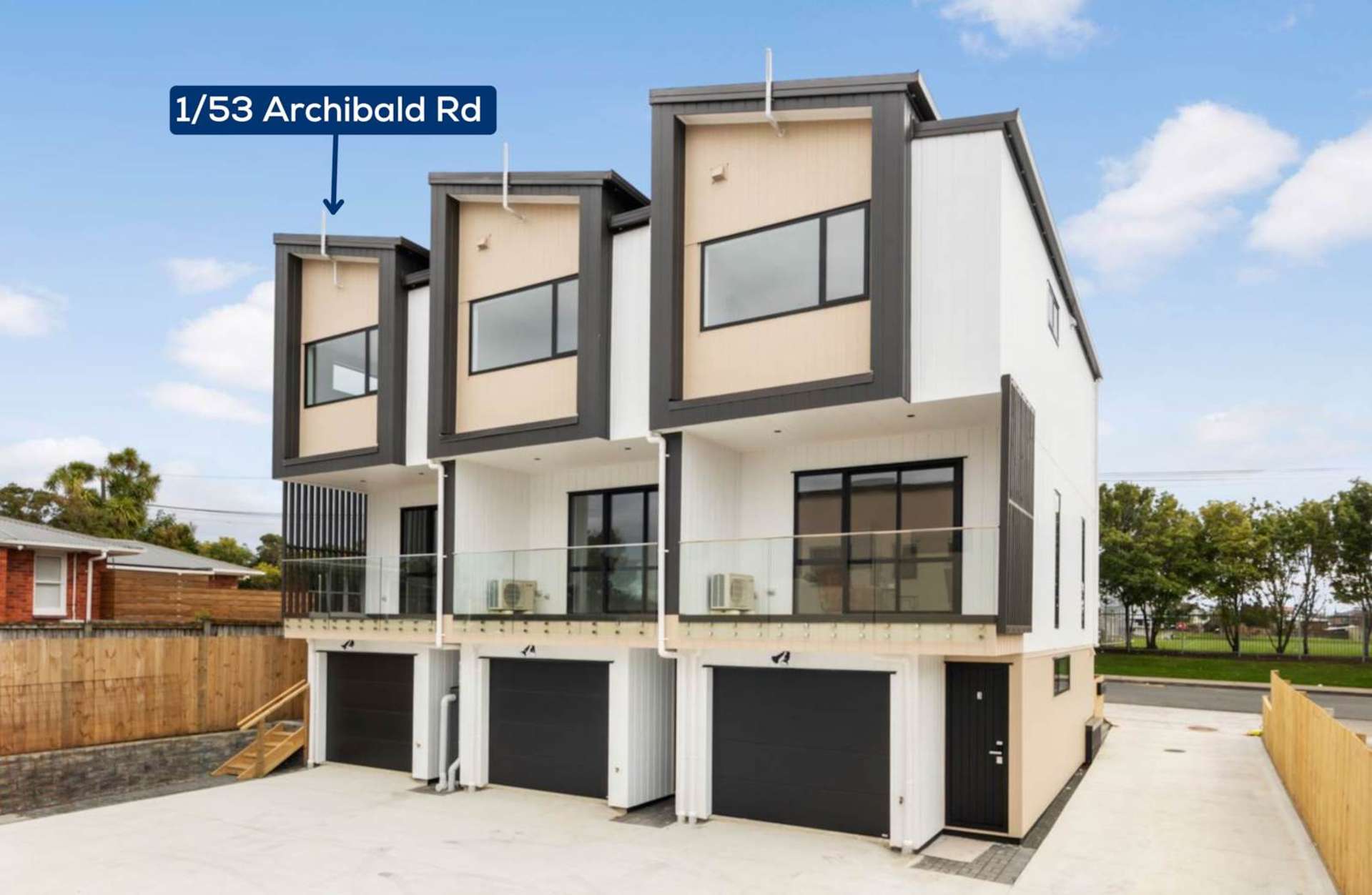 1/53 Archibald Road Kelston_0